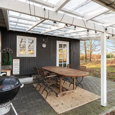 84339-8400-kaprifolievej-22 * Ebeltoft
